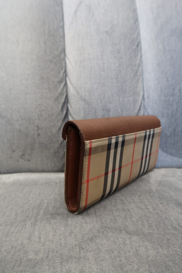 Burberry Check Long Wallet - Image 8