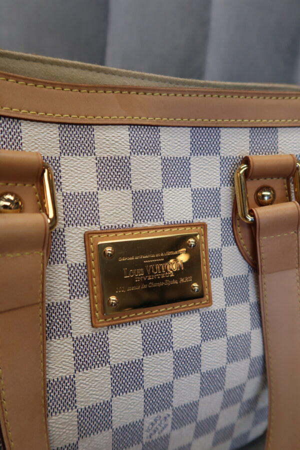 Louis Vuitton Hampstead PM - Image 12