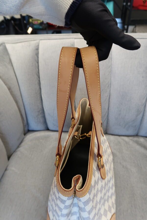 Louis Vuitton Hampstead PM - Image 10