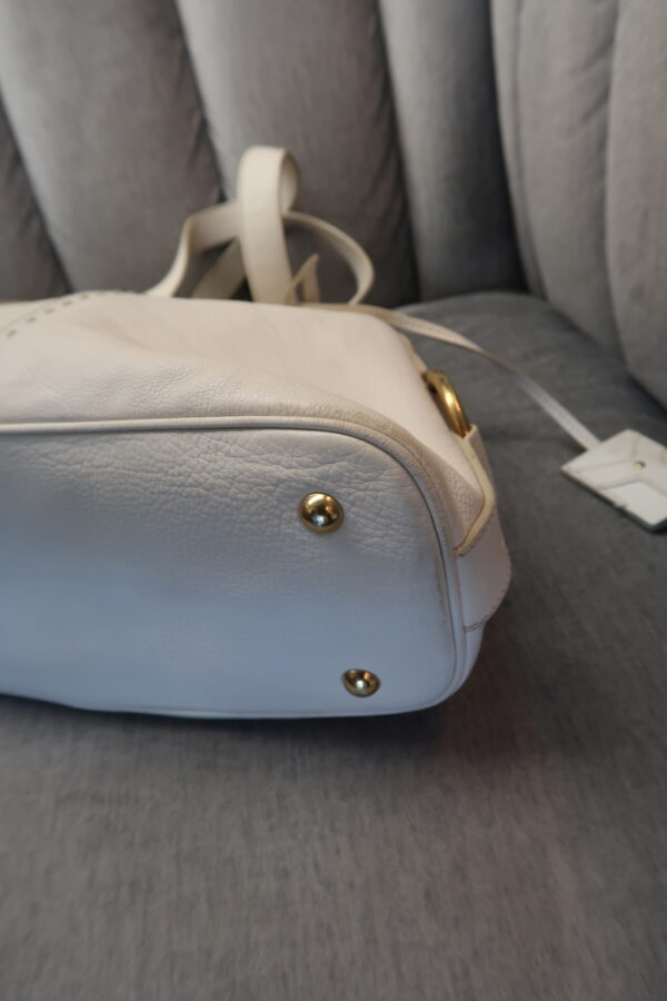 YSL Rive Gauche Muse Leather Shoulder Bag - Image 9