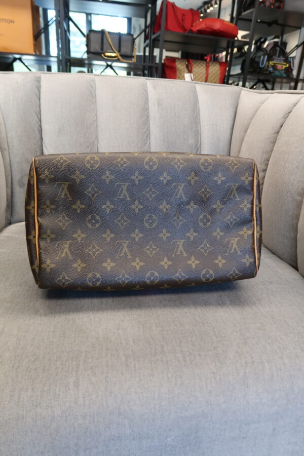 Louis Vuitton Limited Edition Speedy  30 V Grenade - Image 10