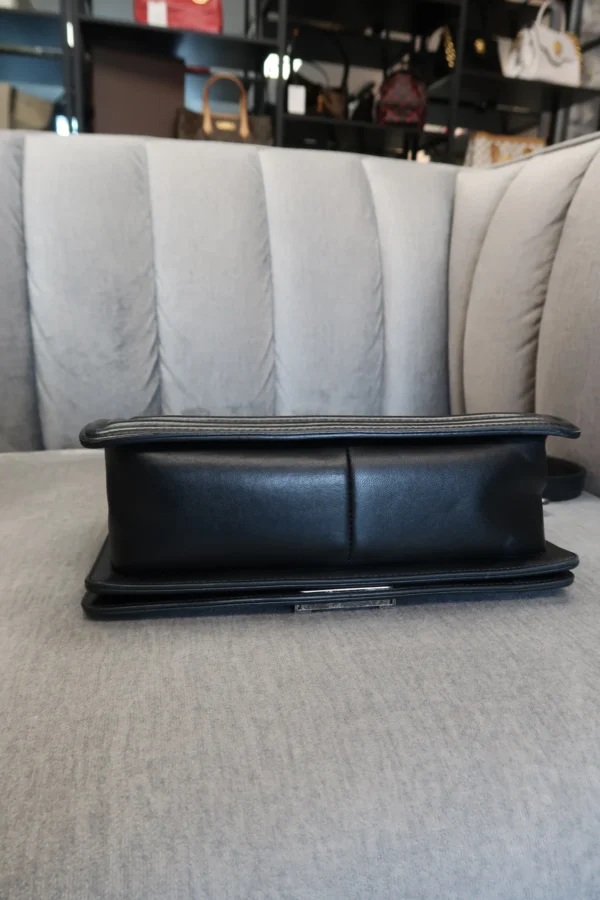 Chanel Old Medium Boy - Image 9