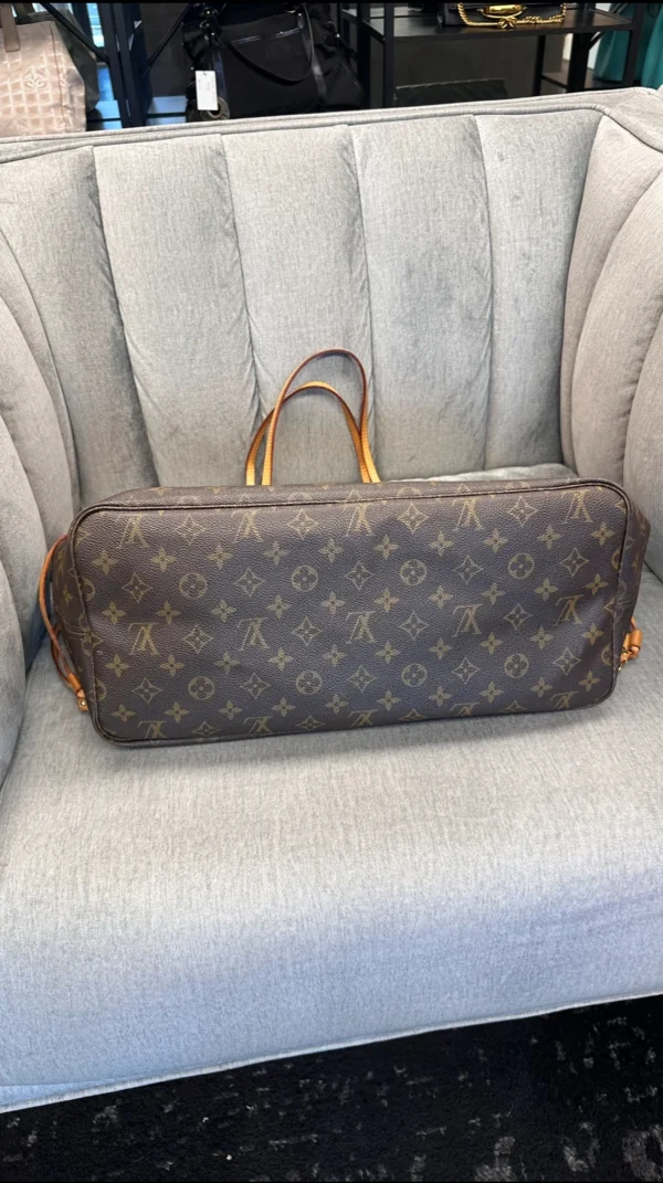 Louis Vuitton Neverfull GM - Image 4