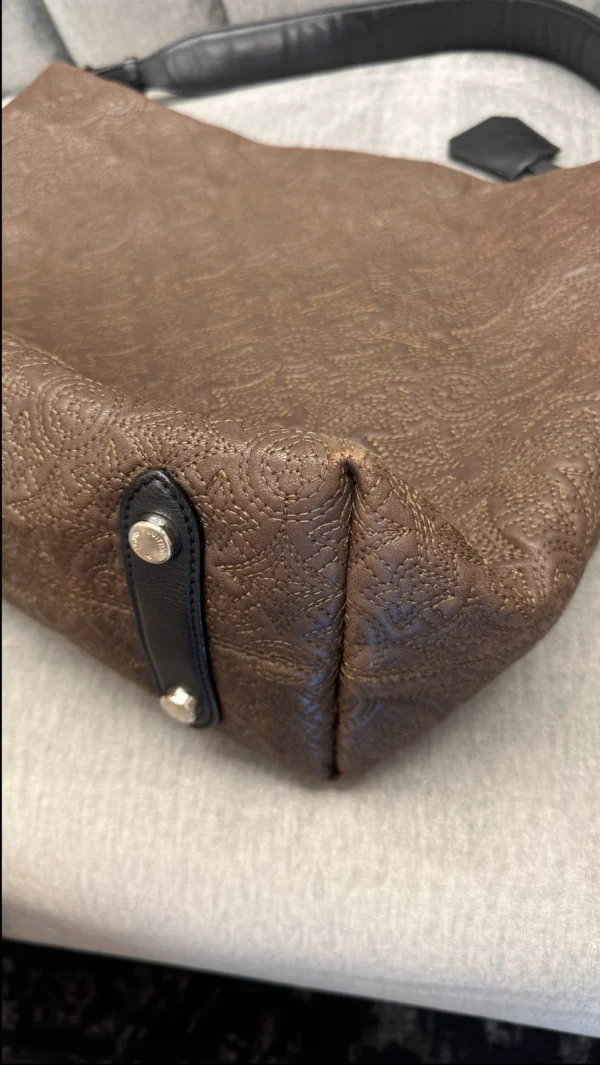 Louis Vuitton Antheia Hobo GM - Image 11